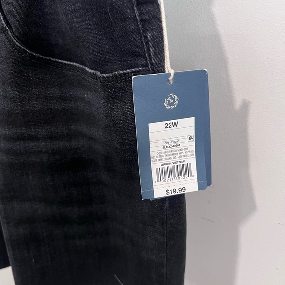 Universal Thread Shorts - Picture 4 of 4